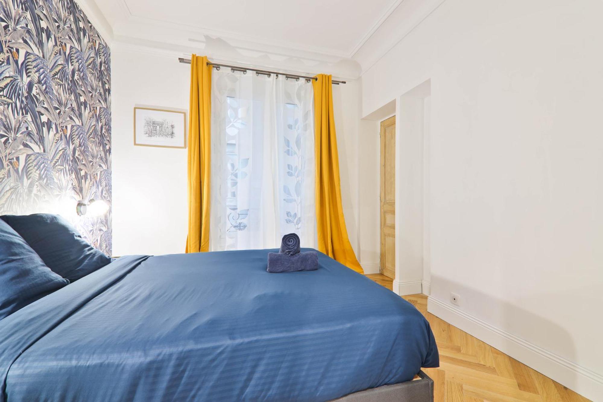 Charmant Appartement Arc De Triomphe Free Netflix Paris Luaran gambar
